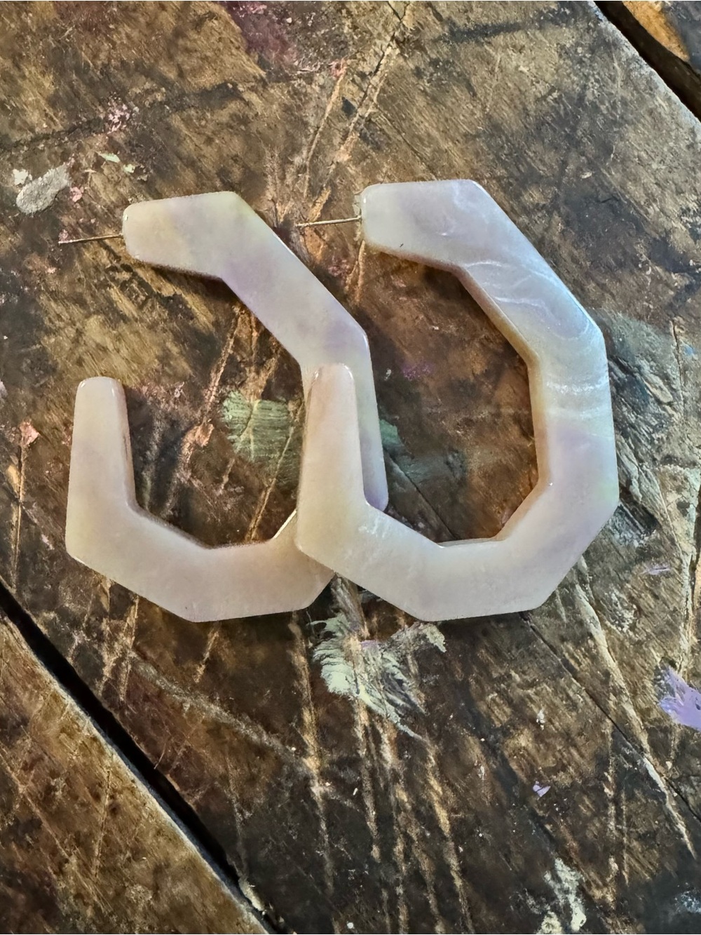 Rachel Comey Geometric Resin Hoop Earrings in light purple Iridescent Cream